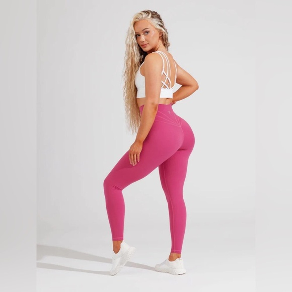 Buffbunny Collection NWOT SIREN leggings in sugar plum